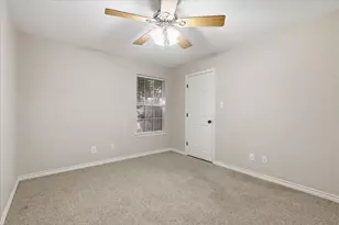605 Maple Dr, Pilot Point, TX 76258 - Photo 29