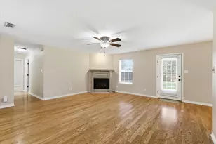 605 Maple Dr, Pilot Point, TX 76258 - Photo 13