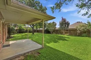 605 Maple Dr, Pilot Point, TX 76258 - Photo 37