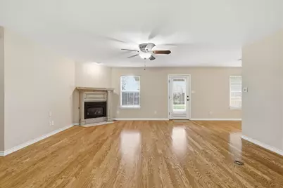 605 Maple Drive, Pilot Point, TX 76258 - Photo 9