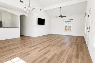 316 Mark St, Hillsboro, TX 76645 - Photo 7