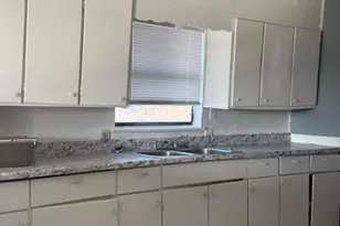 1630 Fitzhugh Ave, Paris, TX 75460 - Photo 3