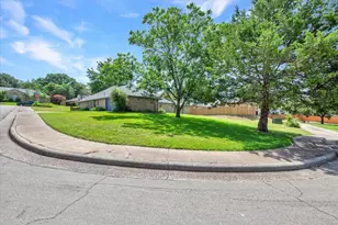 306 Swan Ridge Pl, Duncanville, TX 75137 - Photo 31