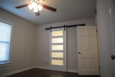 1325 Smilax Avenue, Fort Worth, TX 76111 - Photo 11
