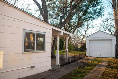1325 Smilax Avenue, Fort Worth, TX 76111 - Photo 21