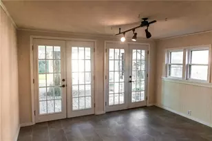1325 Smilax Ave, Fort Worth, TX 76111 - Photo 9