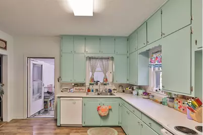 510 W Plummer Street, Eastland, TX 76448 - Photo 9