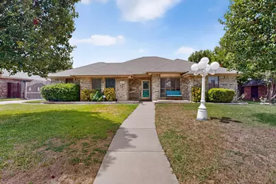 137 Brushy Mound Road, Burleson, TX 76028 - Photo 3
