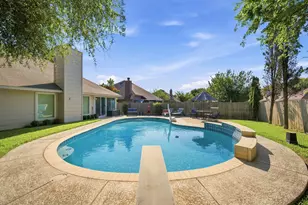 316 Willow Creek Ln, Glenn Heights, TX 75154 - Photo 9