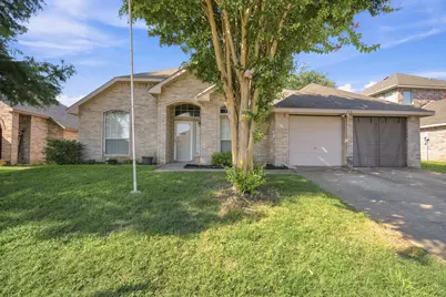 316 Willow Creek Lane, Glenn Heights, TX 75154 - Photo 7