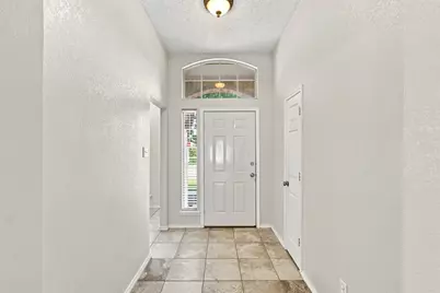 316 Willow Creek Lane, Glenn Heights, TX 75154 - Photo 11