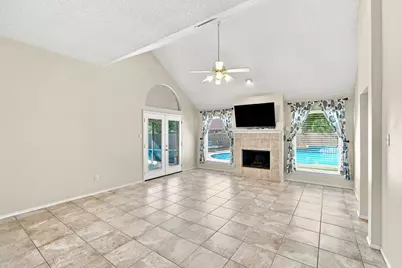 316 Willow Creek Lane, Glenn Heights, TX 75154 - Photo 13