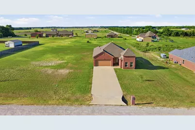 265 Delatorre Street, Trenton, TX 75490 - Photo 1