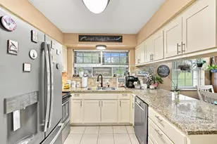 300 Pebble Creek Ln, Red Oak, TX 75154 - Photo 9
