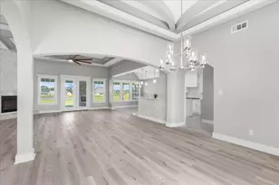 1060 Grison Cir, Corsicana, TX 75109 - Photo 7