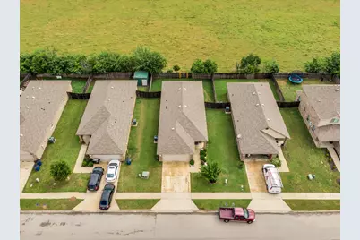 3308 Robin Road, Ennis, TX 75119 - Photo 11