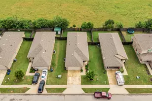 3308 Robin Rd, Ennis, TX 75119 - Photo 11