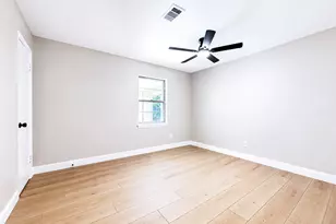 209 W Southern Ave, Saginaw, TX 76179 - Photo 15