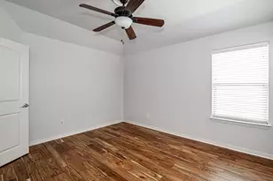 828 Thomas Crossing Dr, Fort Worth, TX 76028 - Photo 31