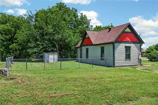 203 Plum St, Sanger, TX 76266 - Photo 19