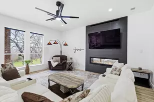 2013 Breaker Ln, Flower Mound, TX 75022 - Photo 5