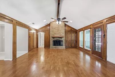 1000 Oxfordshire Drive, Carrollton, TX 75007 - Photo 11