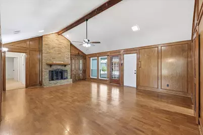 1000 Oxfordshire Drive, Carrollton, TX 75007 - Photo 7