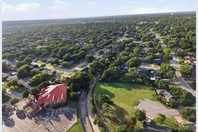 2116 Stonegate Drive N, Bedford, TX 76021 - Photo 35