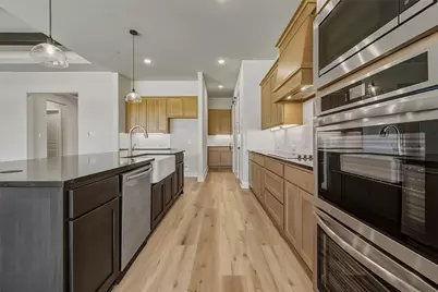 802 Westover Drive, Van Alstyne, TX 75495 - Photo 13