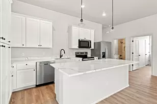 1022 E 9th St, Dallas, TX 75203 - Photo 9