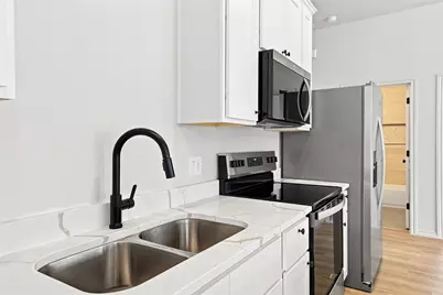 1022 E 9th Street, Dallas, TX 75203 - Photo 11