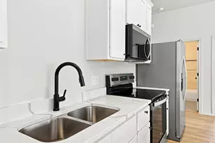1022 E 9th St, Dallas, TX 75203 - Photo 11