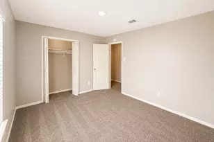 509 S Beverly St, Crowley, TX 76036 - Photo 7