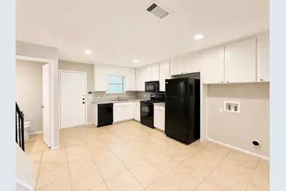 509 S Beverly Street #3, Crowley, TX 76036 - Photo 5