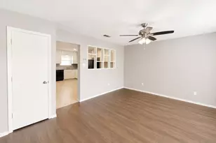 509 S Beverly St, Crowley, TX 76036 - Photo 3
