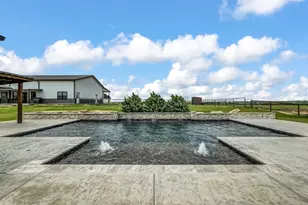 408 Royal Santana Run, Weatherford, TX 76087 - Photo 29