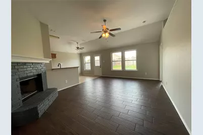 4202 Agate Drive, Granbury, TX 76049 - Photo 3