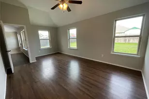 4202 Agate Dr, Granbury, TX 76049 - Photo 9