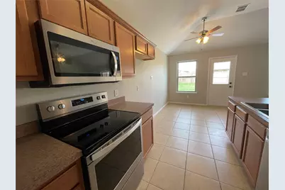 4202 Agate Drive, Granbury, TX 76049 - Photo 5