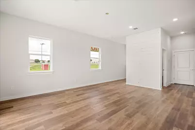 710 N Sycamore Street, Hico, TX 76457 - Photo 5