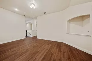 6305 Hilltop Dr, The Colony, TX 75056 - Photo 17