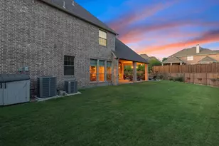 2201 Lady Cornwall Dr, Lewisville, TX 75056 - Photo 9