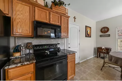 1905 Francis Court, Flower Mound, TX 75028 - Photo 11
