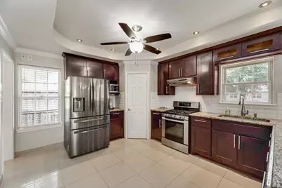 121 Dallas Drive, Euless, TX 76039 - Photo 15