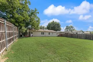 121 Dallas Dr, Euless, TX 76039 - Photo 29