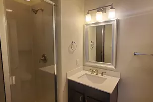 1303 Palm Springs Ln, Dallas, TX 75204 - Photo 13