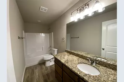 802 Rolling Terrace Circle, Granbury, TX 76049 - Photo 11