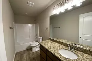 802 Rolling Terrace Cir, Granbury, TX 76049 - Photo 11