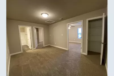 802 Rolling Terrace Circle, Granbury, TX 76049 - Photo 9