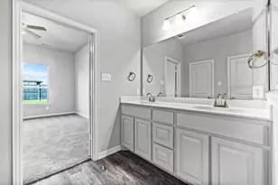 3917 Madison Ln, Denton, TX 76208 - Photo 7